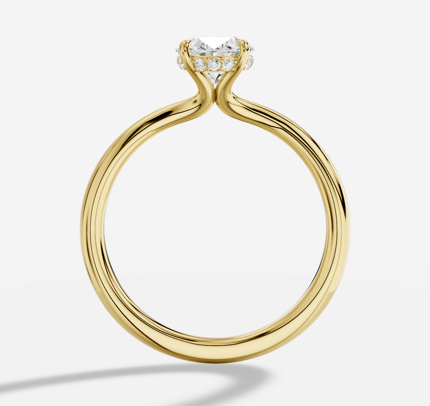 Oval Diamond Ring in 18K Yellow Gold - Image 5