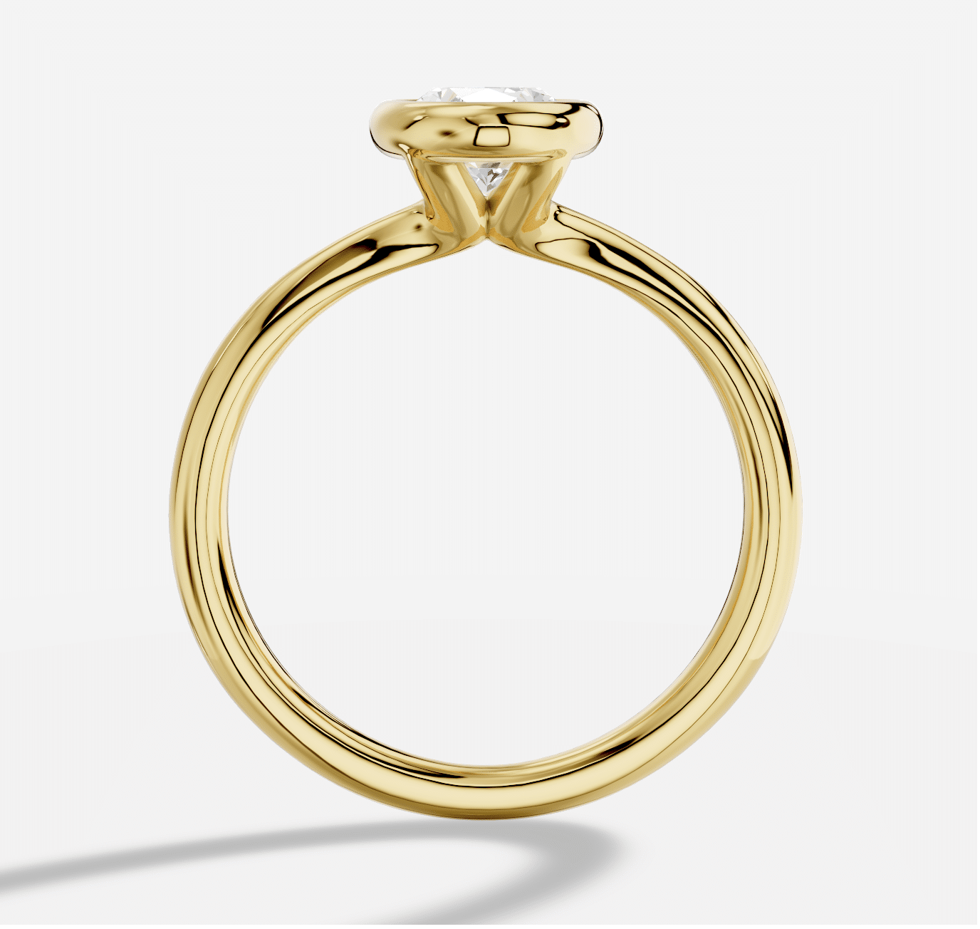 Oval Diamond Ring in 18K Yellow Gold - Image 5