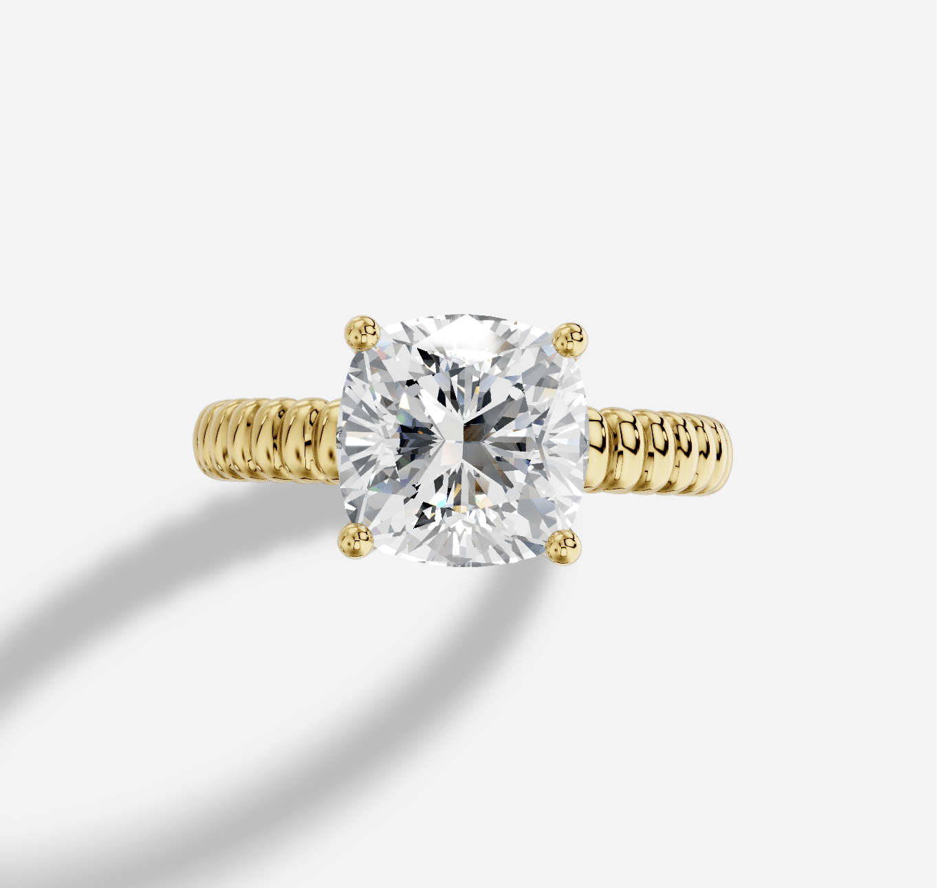 Cushion Diamond Ring in 18K Yellow Gold - Image 4