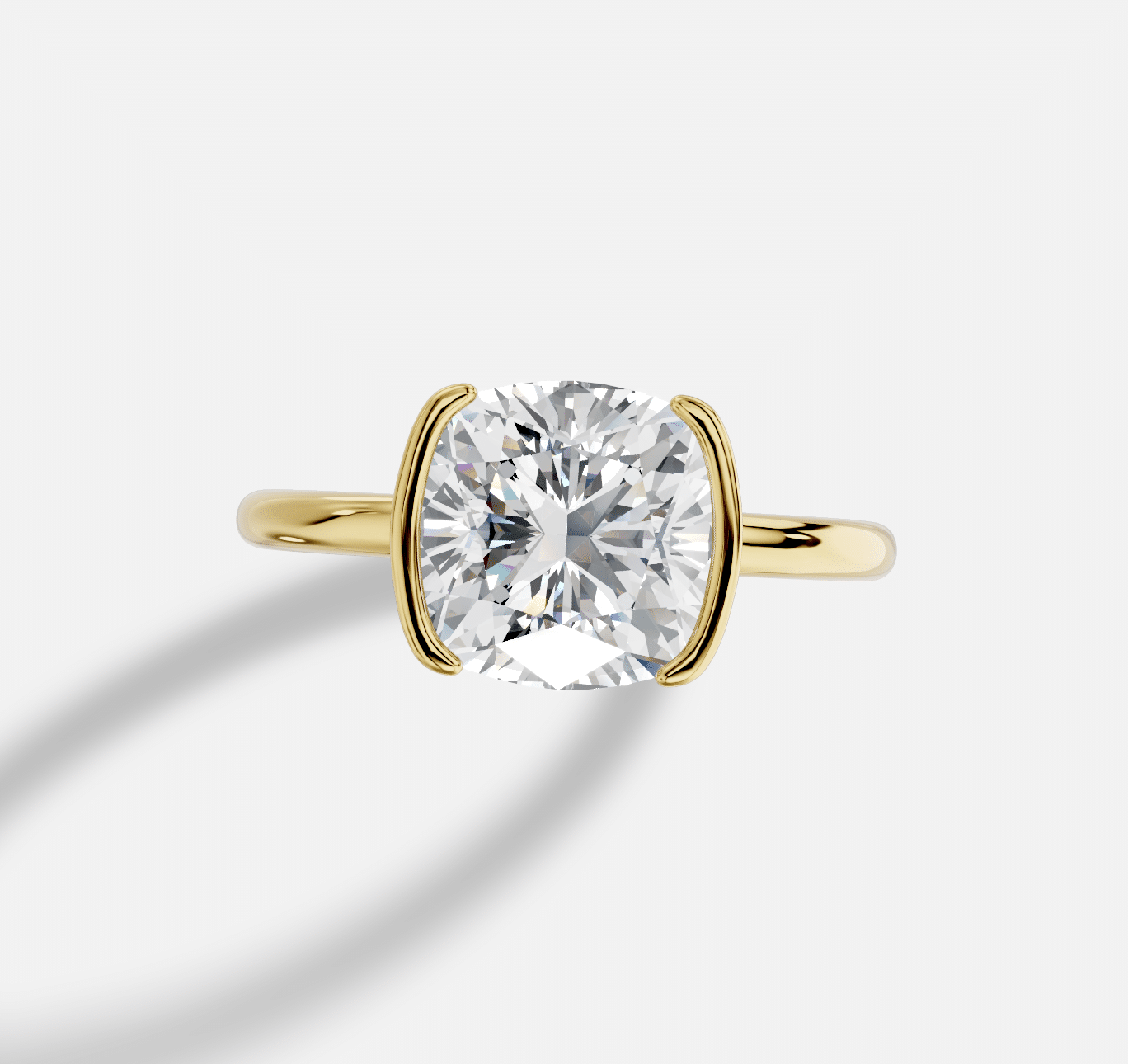 Cushion Diamond Ring in 18K Yellow Gold - Image 2