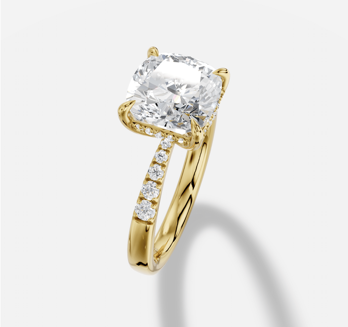 Cushion Diamond Ring in 18K Yellow Gold - Image 3