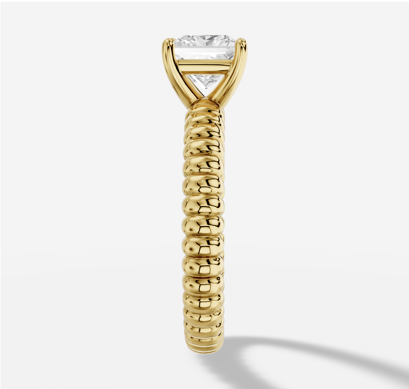 Princess Diamond Ring in 18K Yellow Gold - Image 3