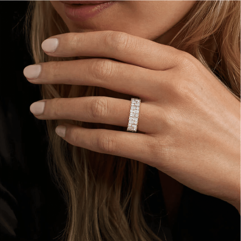 Emerald Cut Diamond Ring in 18K Yellow Gold - Image 7