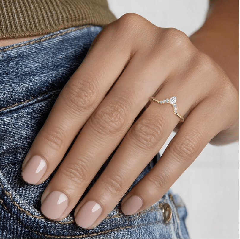 Pear Diamond Ring in 18K Yellow Gold - Image 7