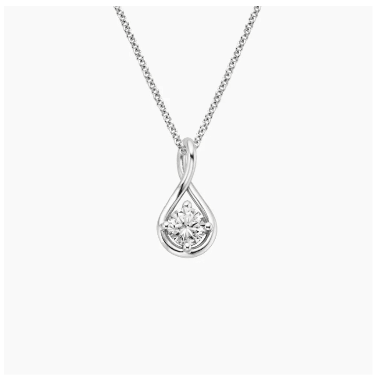 Round Cut Diamond Pendant  in 18k White Gold