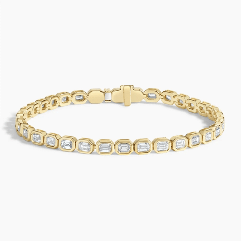 Emerald Cut Diamond Tennis Bracelet in 18K Yellow Gold